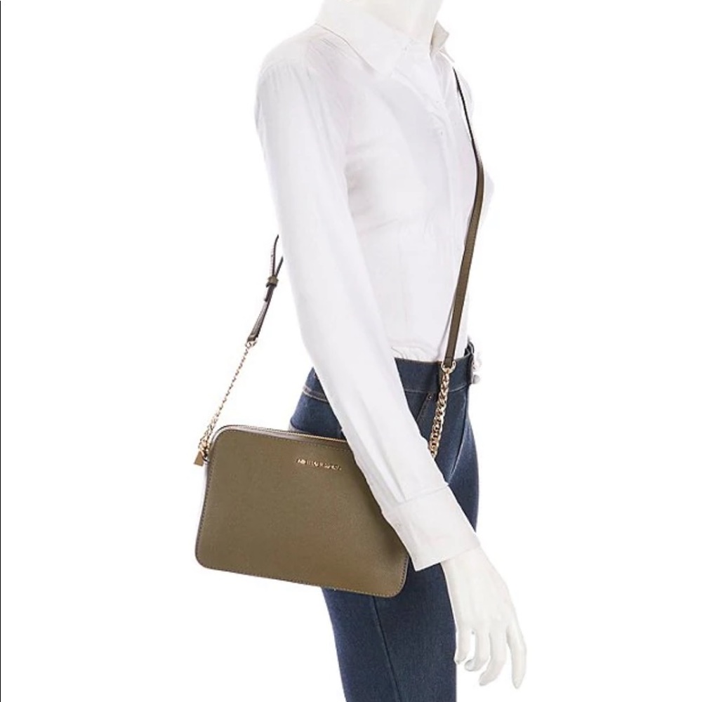 Michael Kors Crossbody Purse.